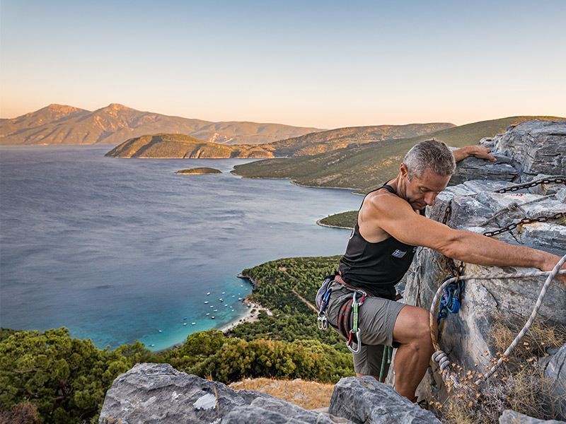 climbing-zoodochos-pigi